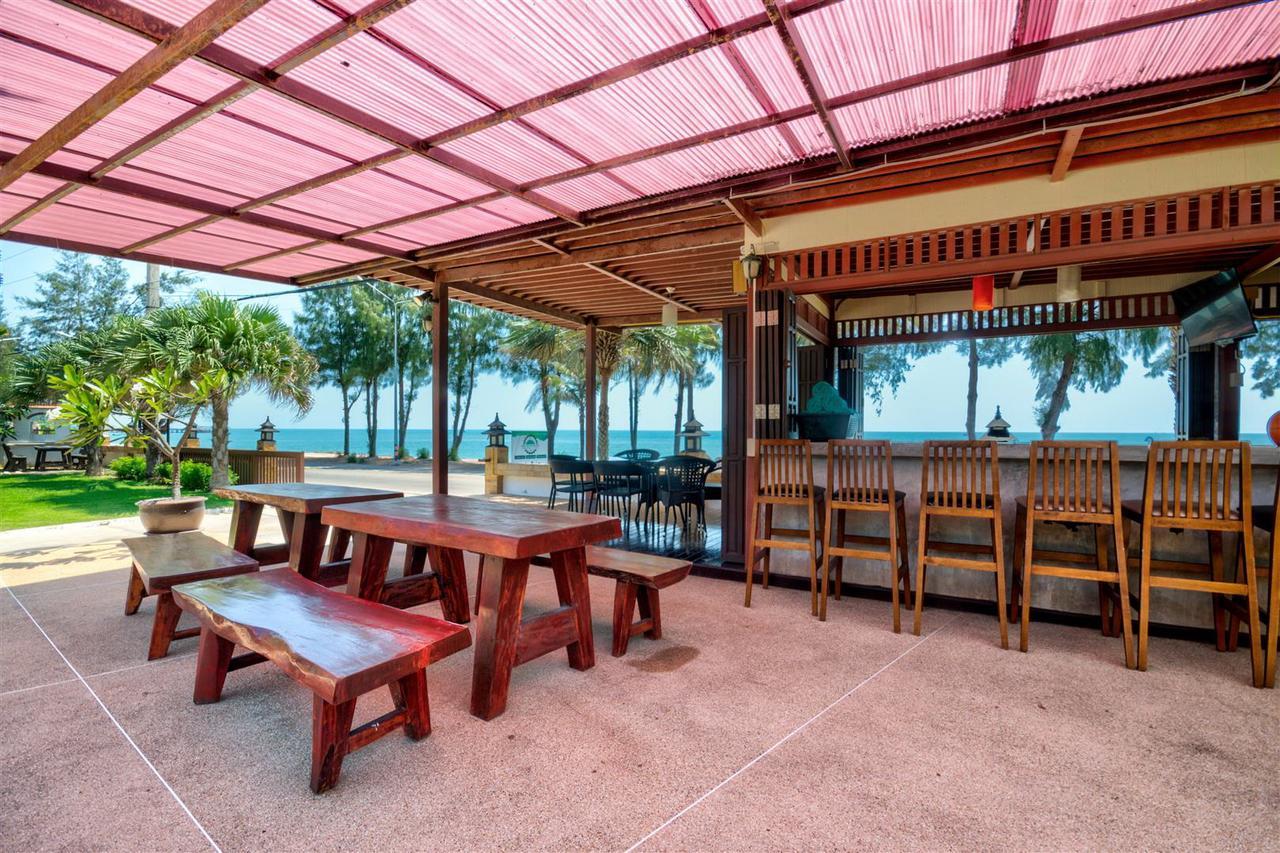Palm Beach Resort Pran Buri Exterior photo